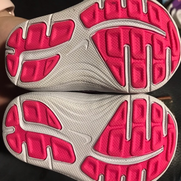 Baby Nike’s - Picture 3 of 3